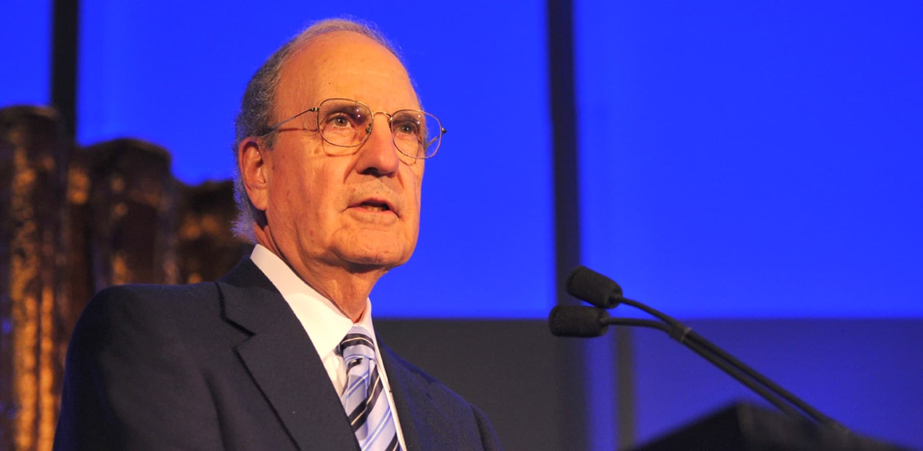 About George Mitchell | US-Ireland Alliance